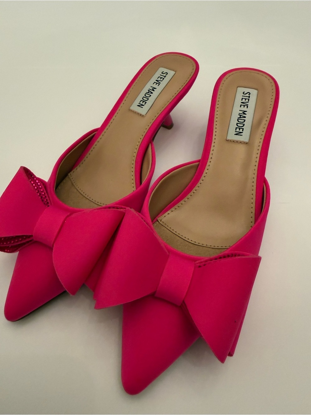 Steve Madden / Nordstrom Women's Bright Pink Bow Pointed-Toe Heels (Size 6) NWT